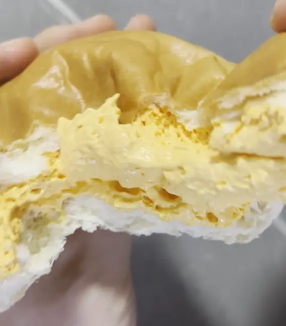 황치즈크림빵 짜른모습